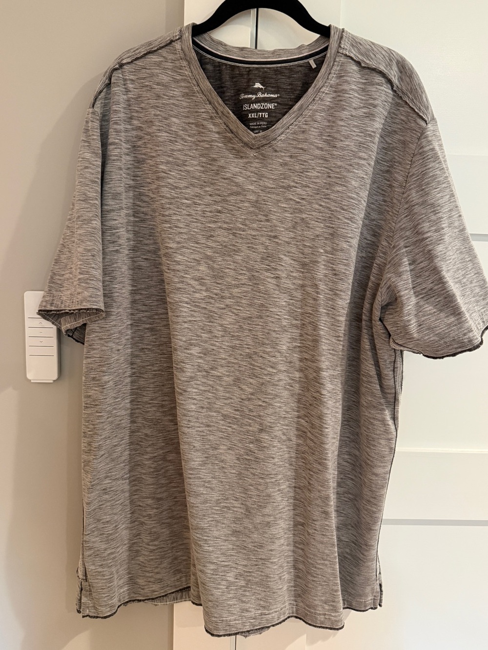 Tommy Bahama IslandZone V Neck Performance Shirt Gray XXL Tall UPF 30